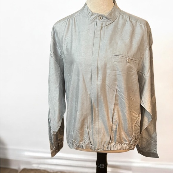 Gray Silk Dynasty Jacket with Classic Collar and Relaxed Fit - Picture 1 of 4